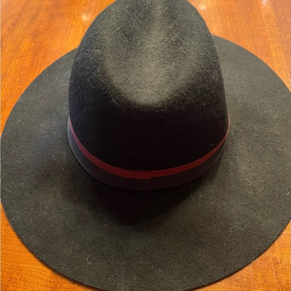 TOPSHOP woman’s black fedora hat. 100% wool. Made in the UK. Great condition - Picture 3 of 5